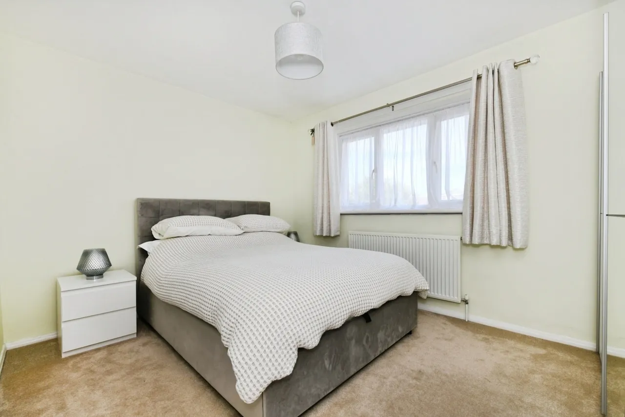 Maplestead, Basildon, Essex, SS14, photo 11