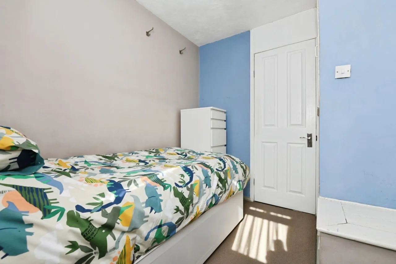 Maplestead, Basildon, Essex, SS14, photo 16
