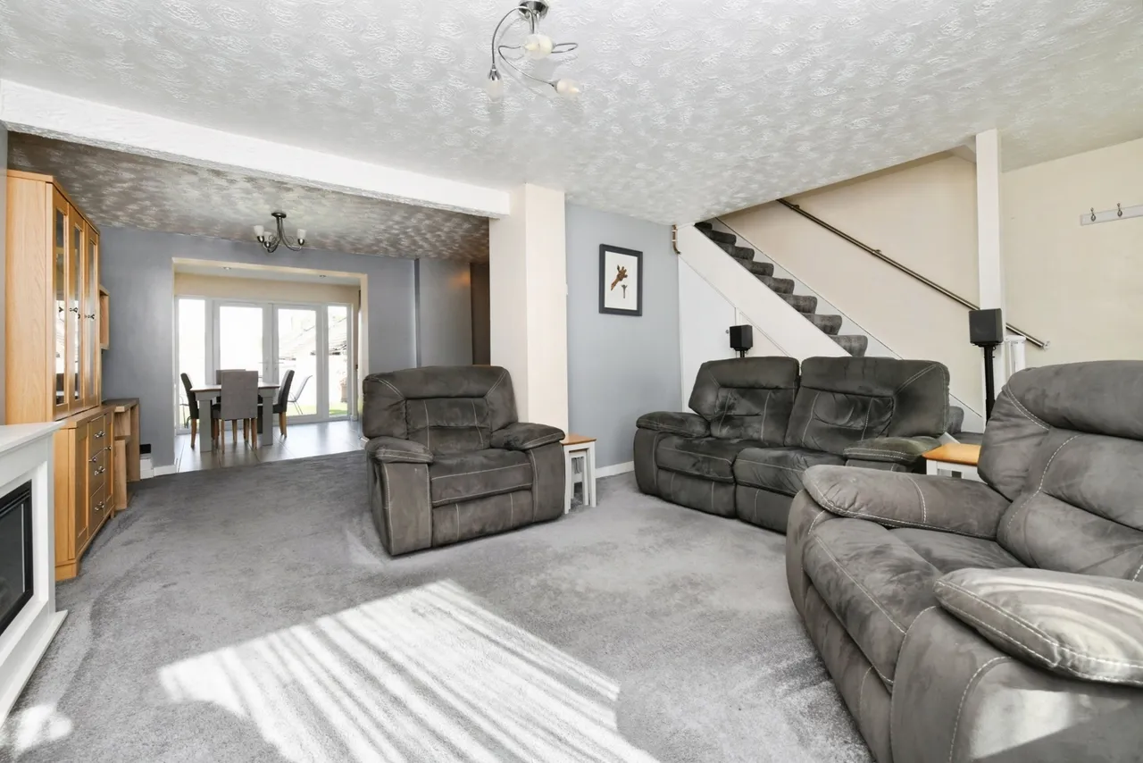 Maplestead, Basildon, Essex, SS14, photo 3