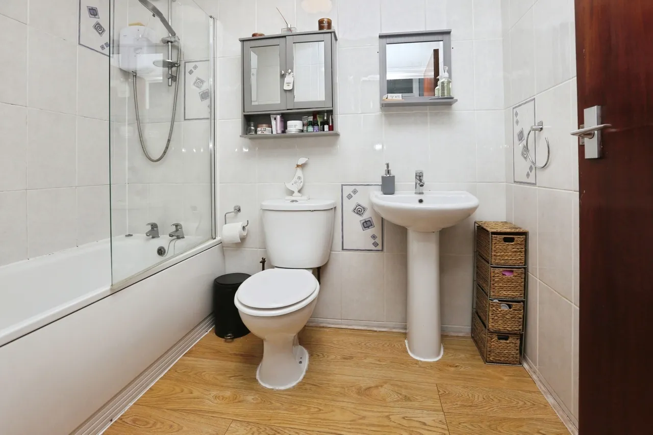 Sutherlands Way, Chandler's Ford, SO53, photo 7