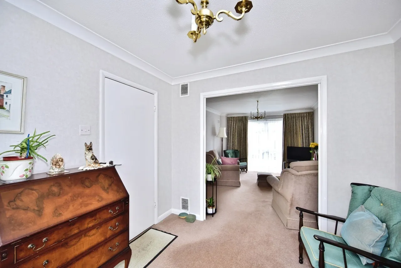 Beverley Crescent, Tonbridge, TN9, photo 5