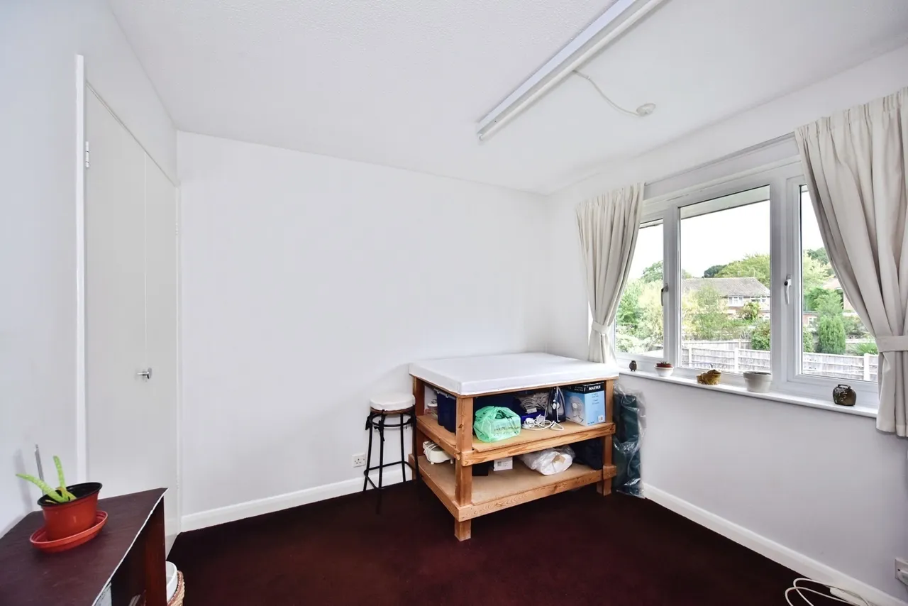 Beverley Crescent, Tonbridge, TN9, photo 8