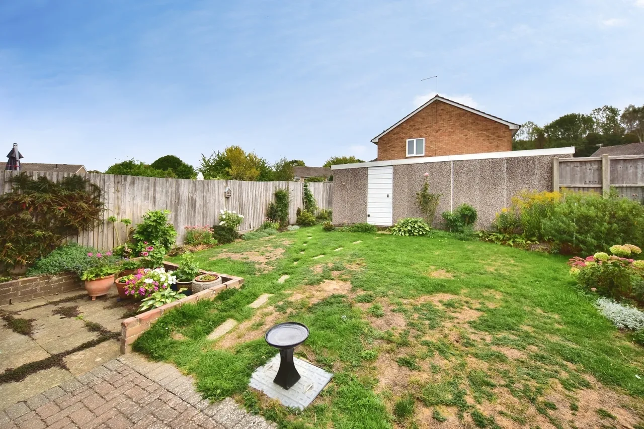 Beverley Crescent, Tonbridge, TN9, photo 14