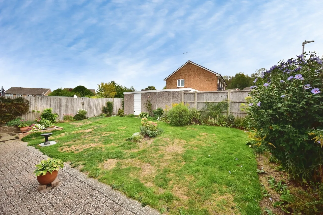 Beverley Crescent, Tonbridge, TN9, photo 6