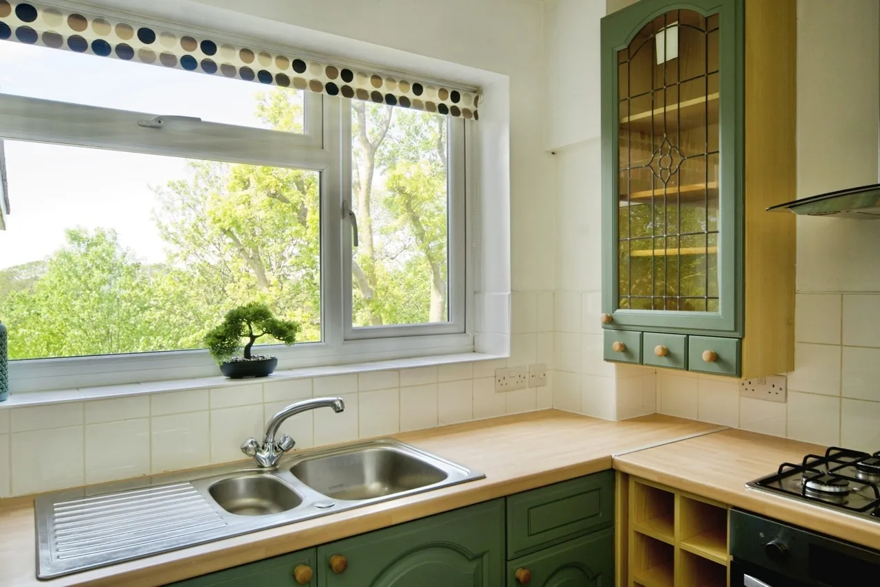 New Wanstead, London, E11, photo 10