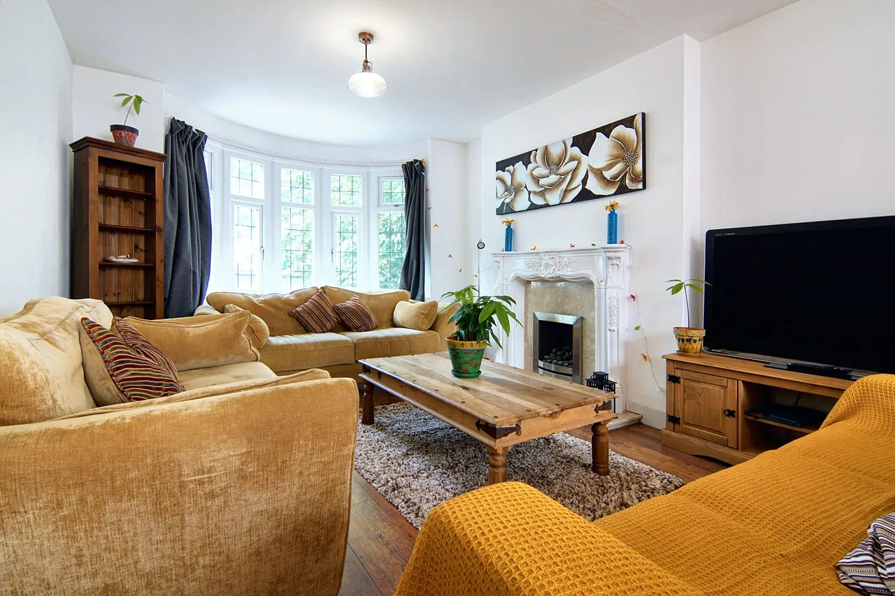 Holyhead Road, Coventry, CV5, photo 3