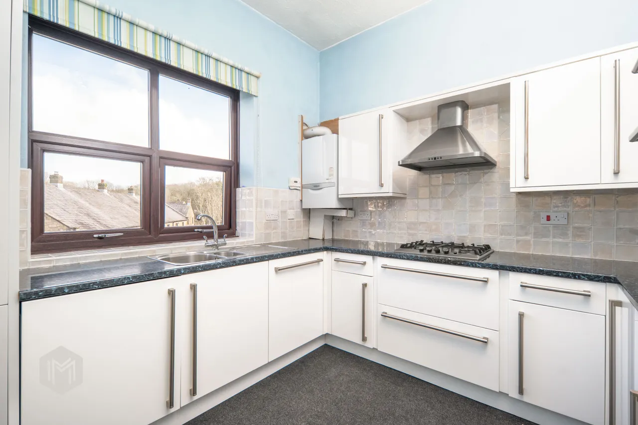 3b Hardcastle Gardens, Bolton, BL2 4NZ, photo 6