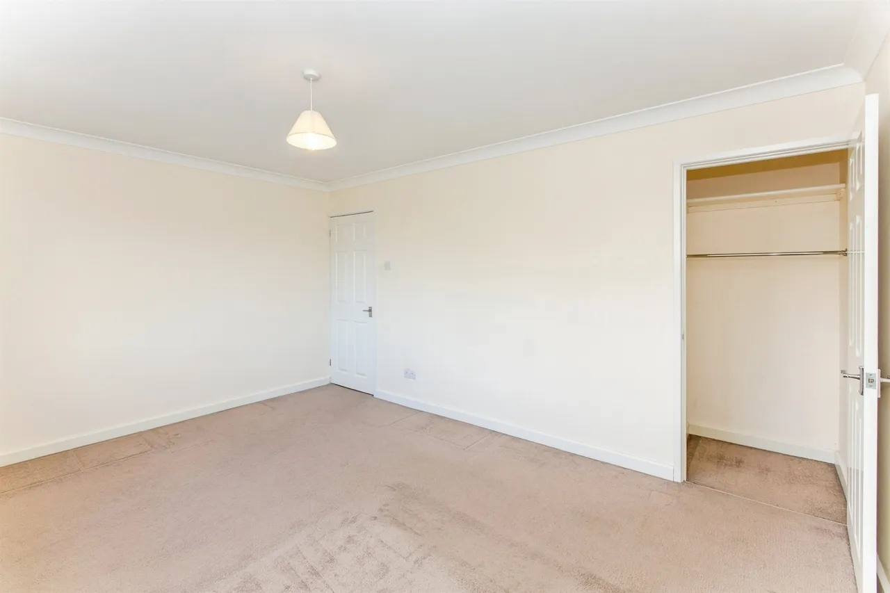 Headlands, Fenstanton, PE28, photo 10