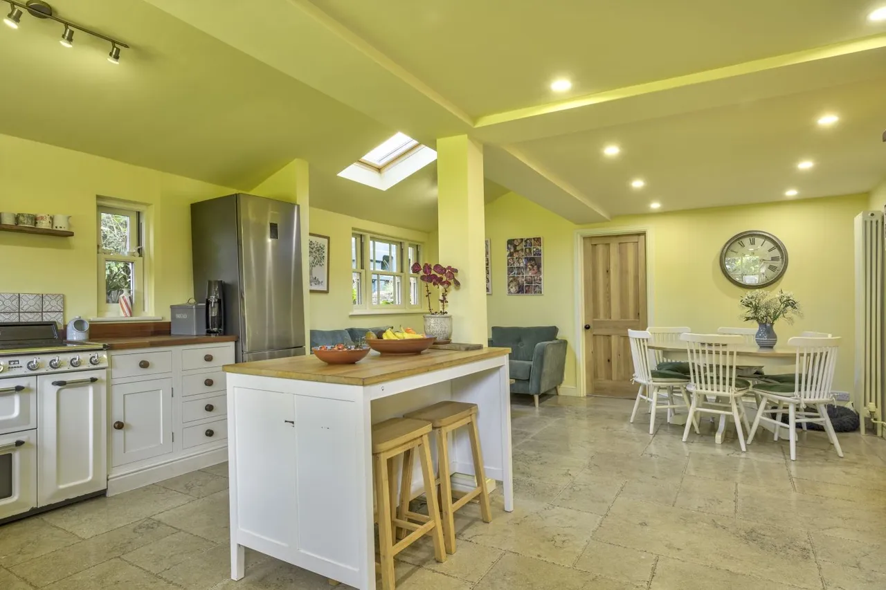 Brook Hill, Sherston, SN16, photo 2