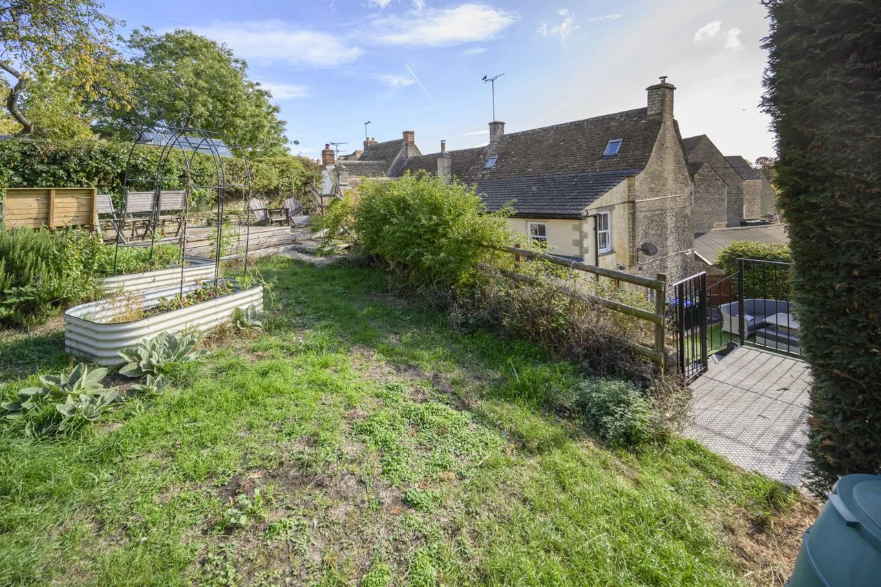 Brook Hill, Sherston, SN16, photo 17