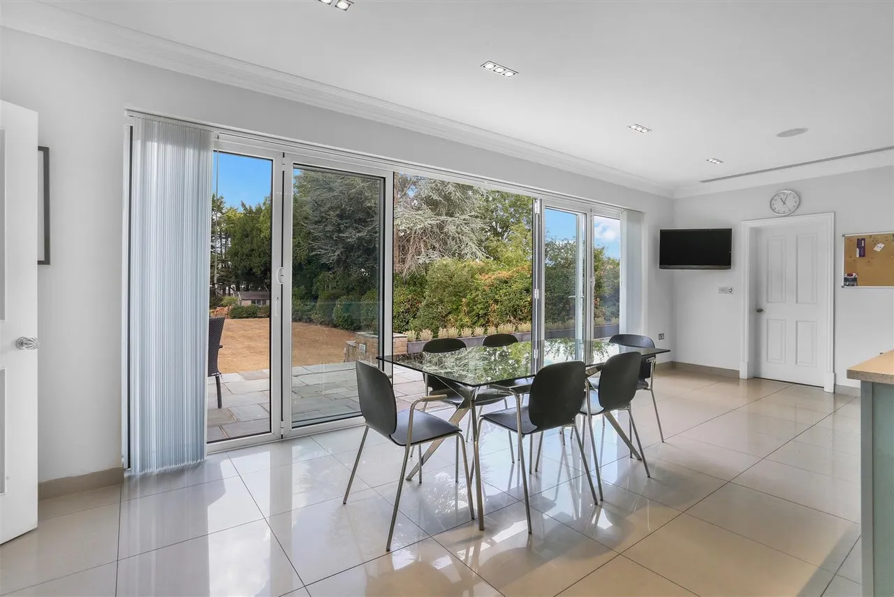 The Avenue, South Cheam, SM2, photo 13