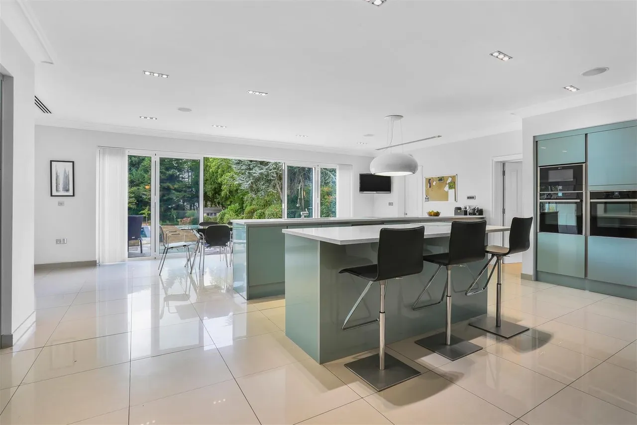 The Avenue, South Cheam, SM2, photo 6