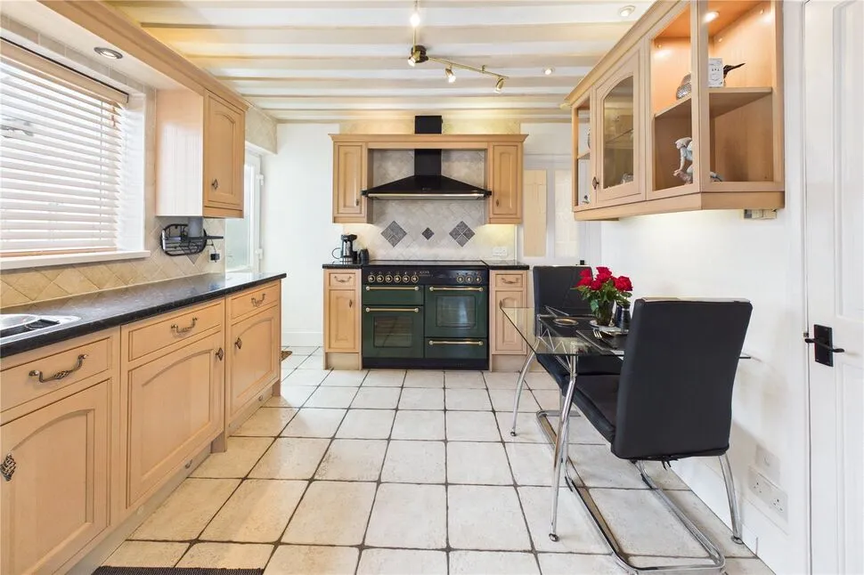 Somer Avenue, Midsomer Norton, Somerset, BA3, photo 3