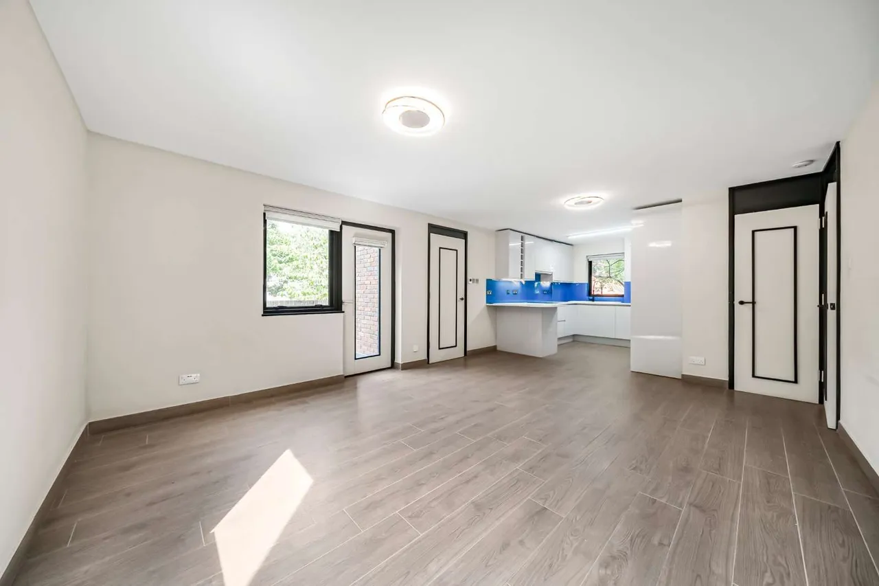 Mallard Place, Twickenham, TW1 4SW, photo 2