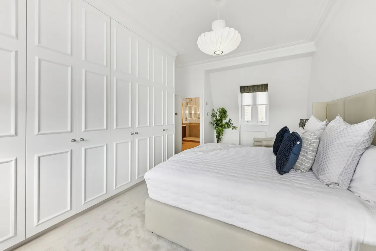 Gloucester Road, South Kensington, SW7, photo 11