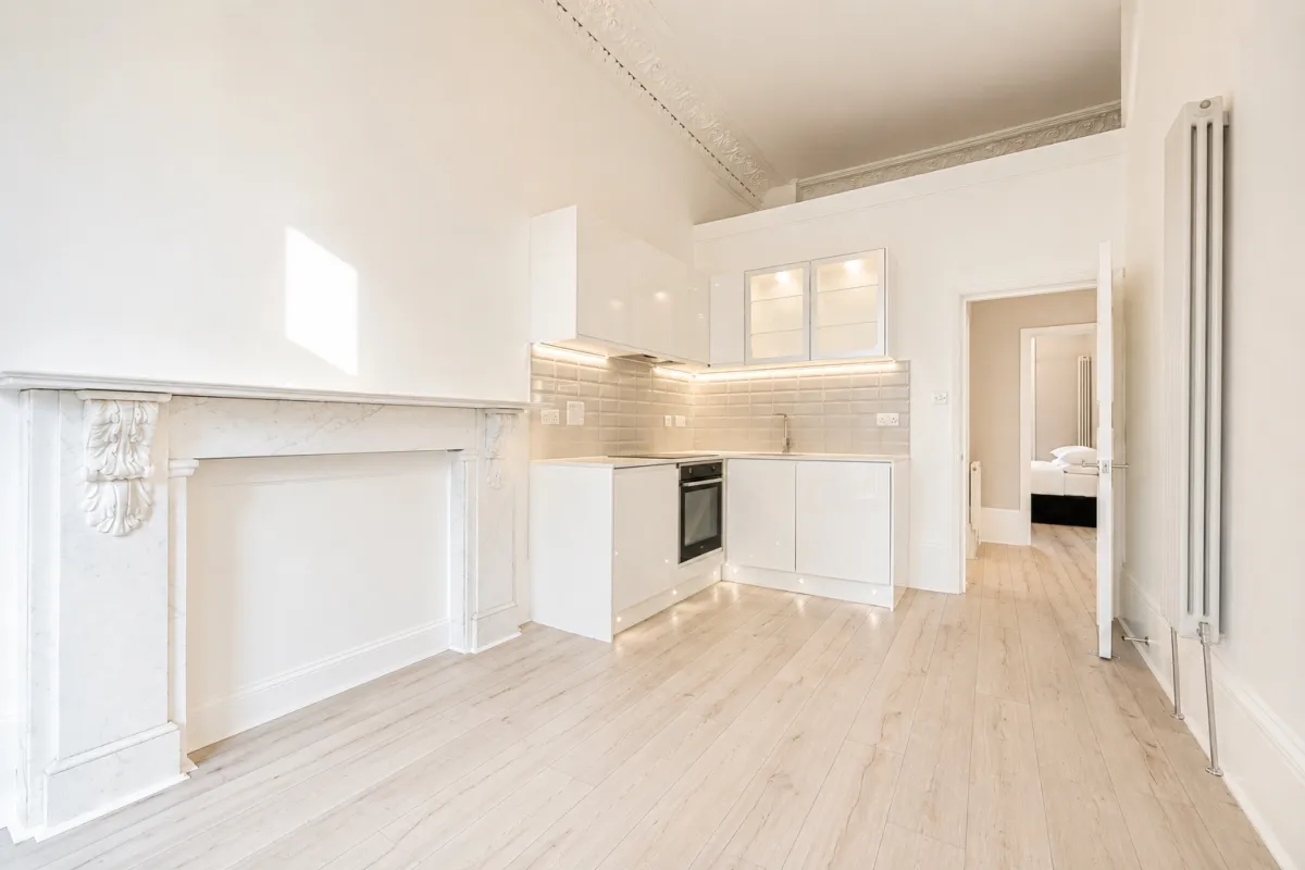 2 bed flat to rent — Princes Square London W2