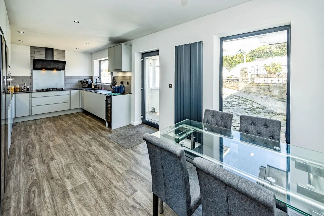 Stafford Hill Lane, Huddersfield, HD5, photo 7