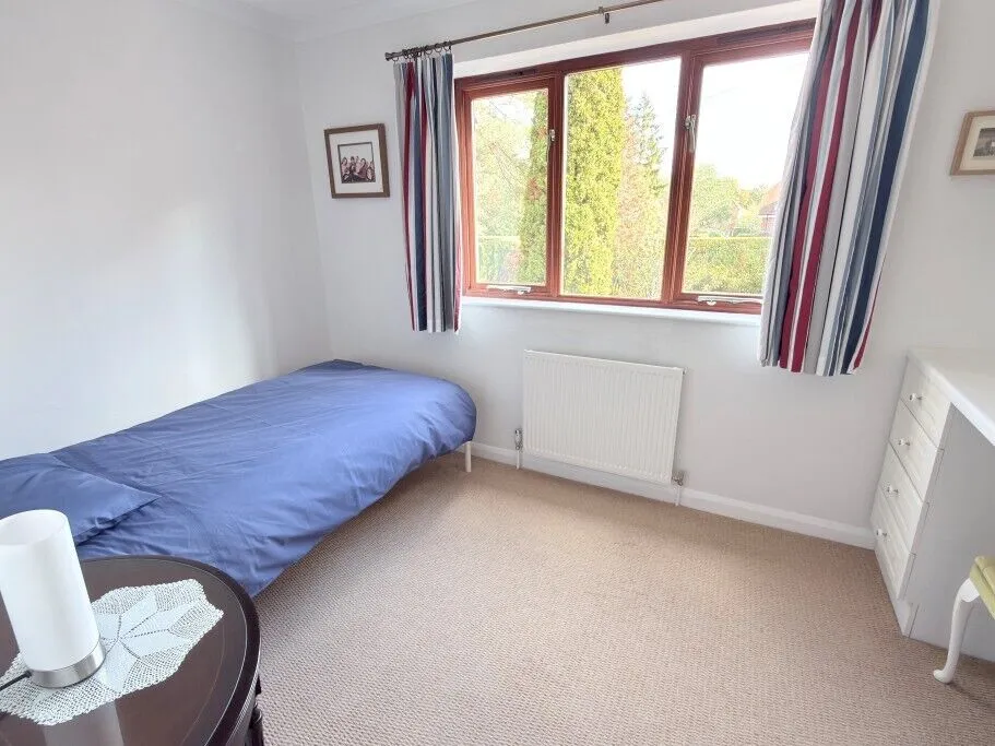Butts Hill Road, Woodley, RG5, photo 16