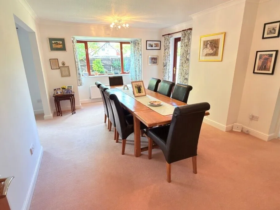 Butts Hill Road, Woodley, RG5, photo 10