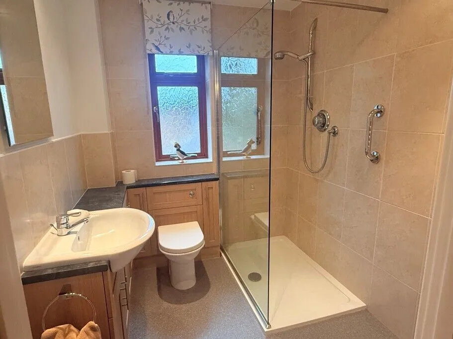 Butts Hill Road, Woodley, RG5, photo 18