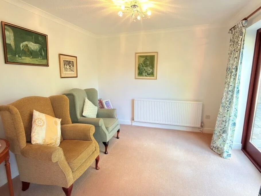 Butts Hill Road, Woodley, RG5, photo 11