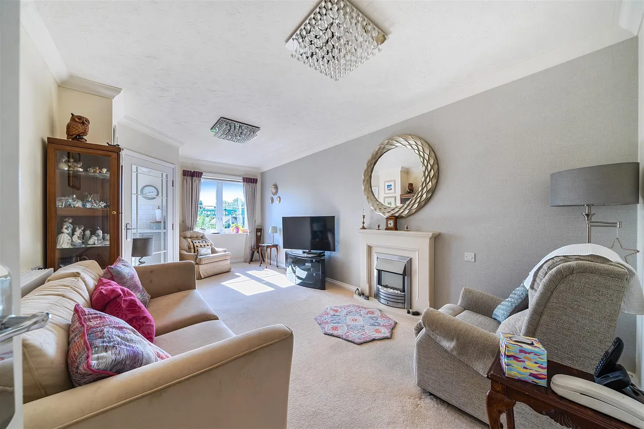York Road, Wetherby, LS22, photo 3
