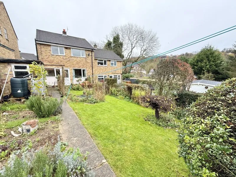 Gynant Road, High Wycombe HP13 7TE, photo 3