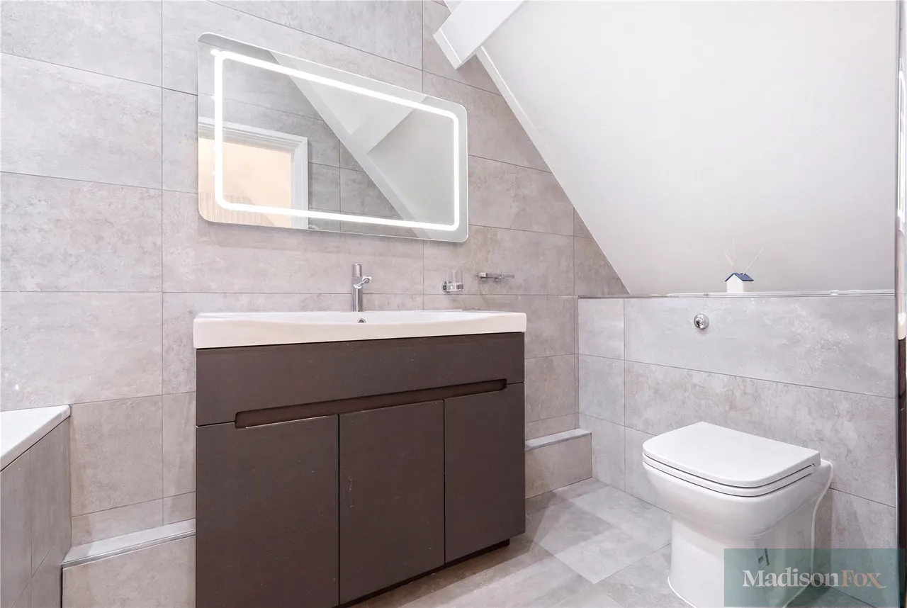 Manor Road, Chigwell, IG7, photo 42