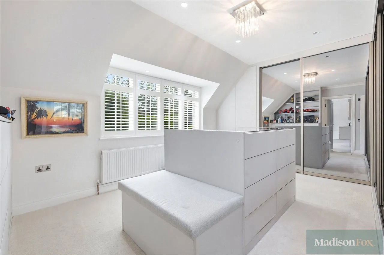 Manor Road, Chigwell, IG7, photo 25