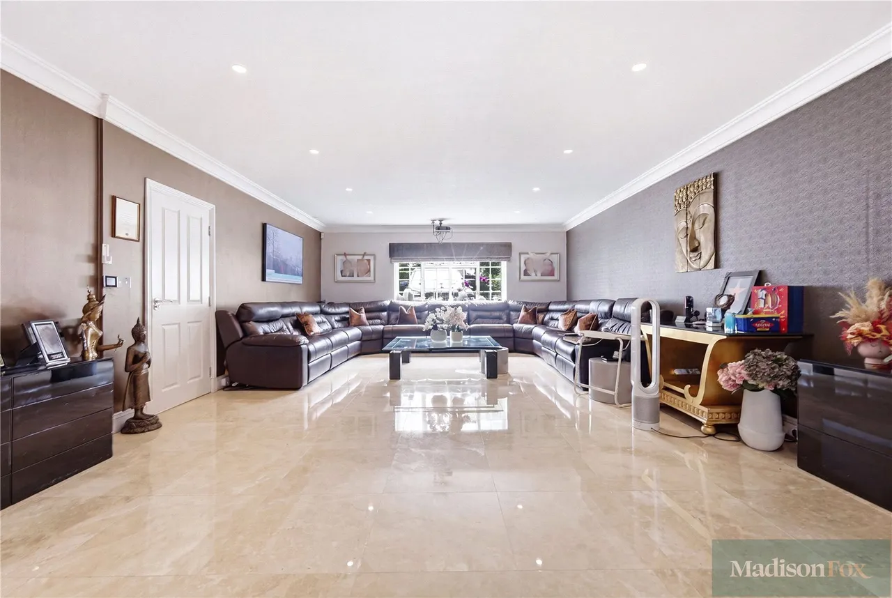 Manor Road, Chigwell, IG7, photo 9