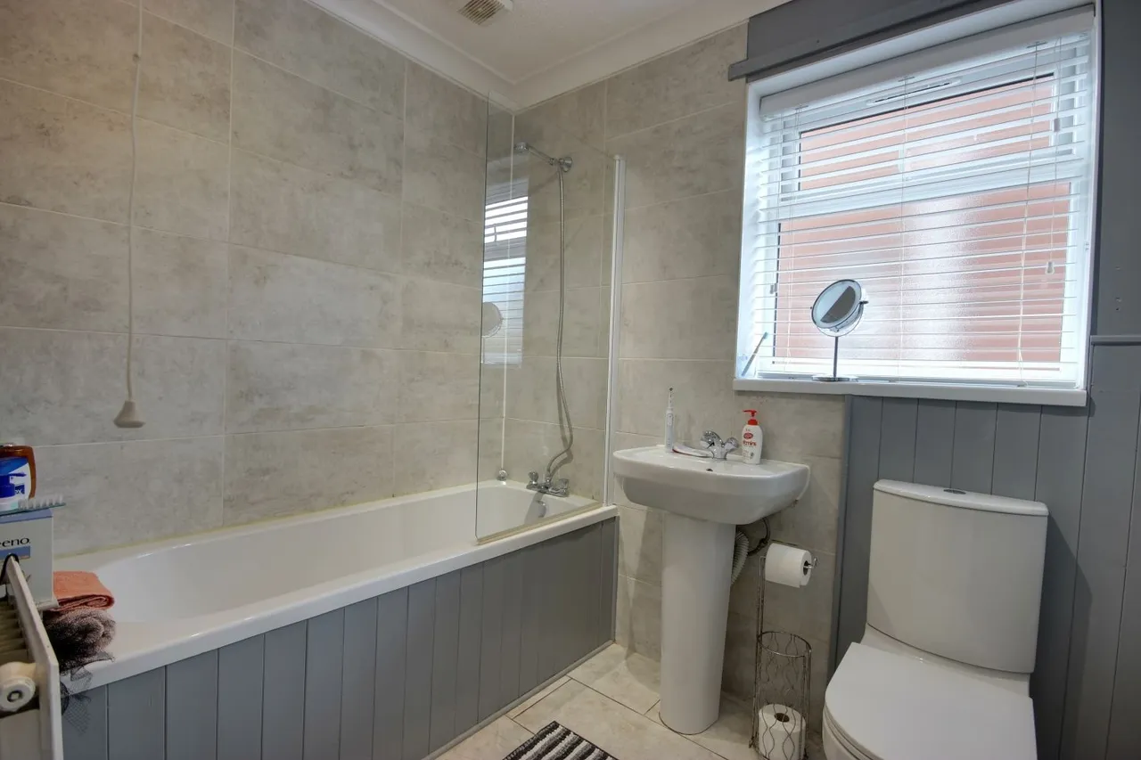 Rowan Avenue, Beverley, HU17, photo 19