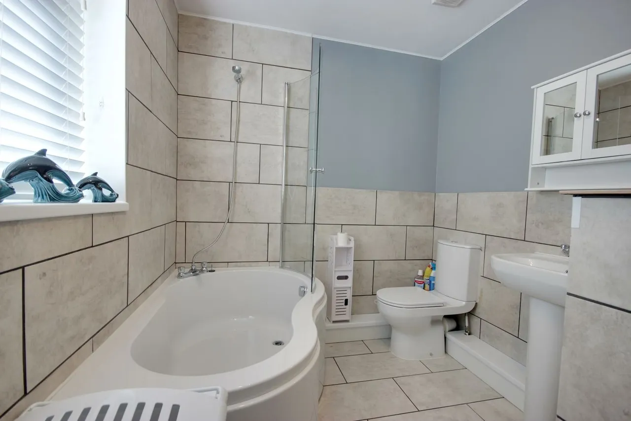 Rowan Avenue, Beverley, HU17, photo 15