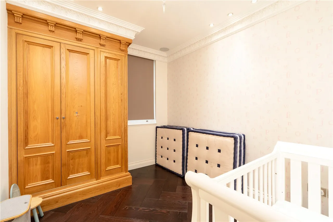 North Gate, Prince Albert Road, St John's Wood, London, NW8 7EJ, photo 17