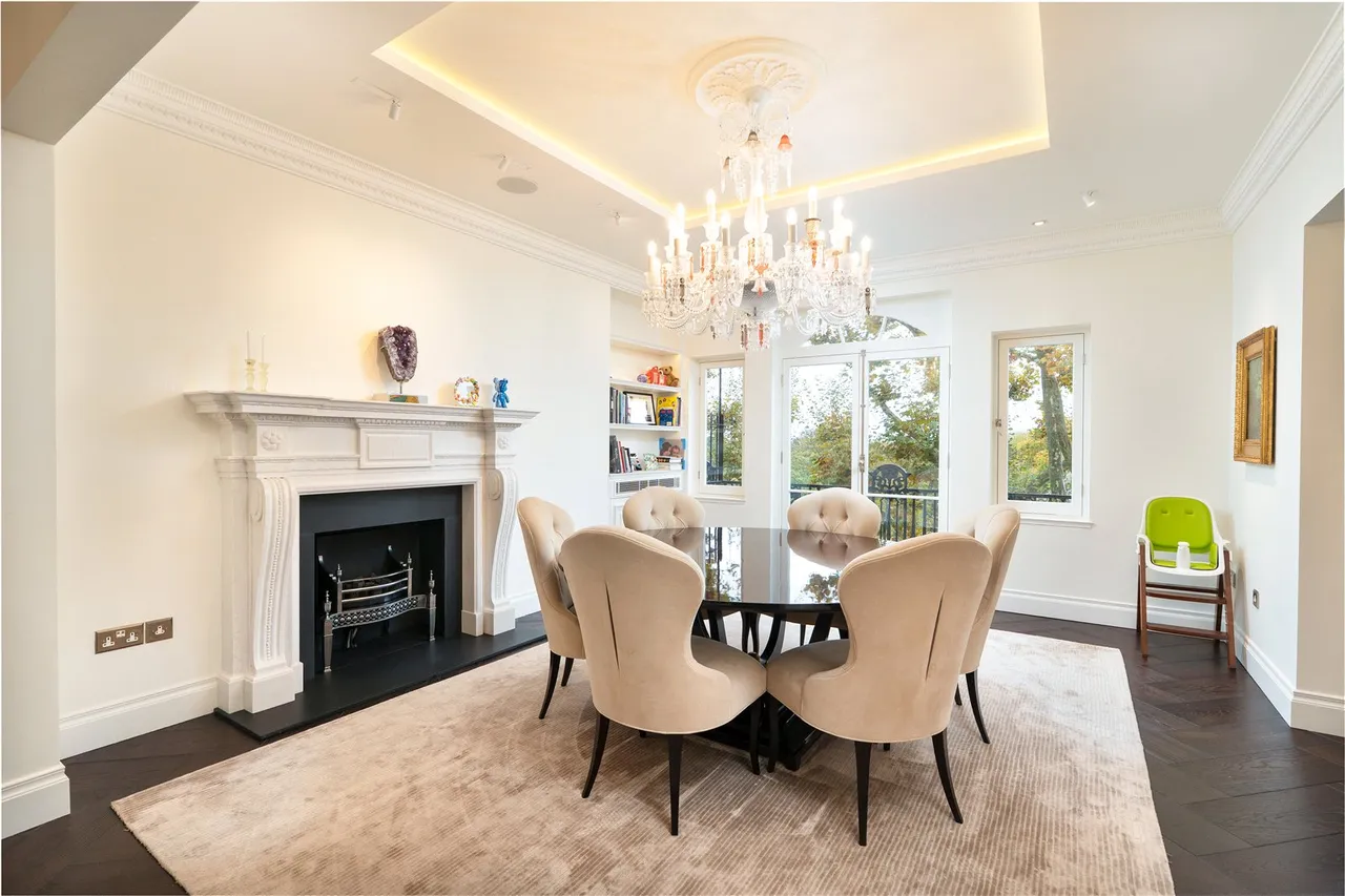 North Gate, Prince Albert Road, St John's Wood, London, NW8 7EJ, photo 6