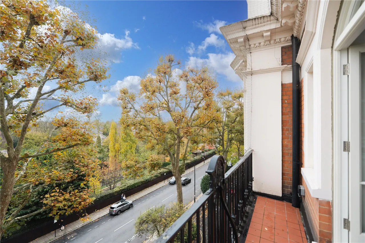 North Gate, Prince Albert Road, St John's Wood, London, NW8 7EJ, photo 5