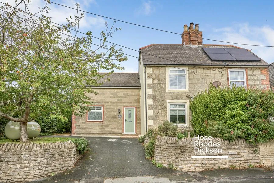 Newport Road, Niton, PO38, photo 55