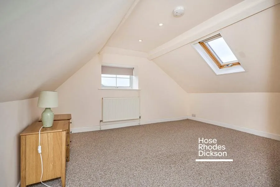 Newport Road, Niton, PO38, photo 33