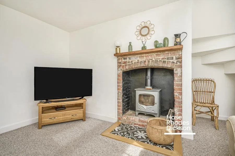 Newport Road, Niton, PO38, photo 9