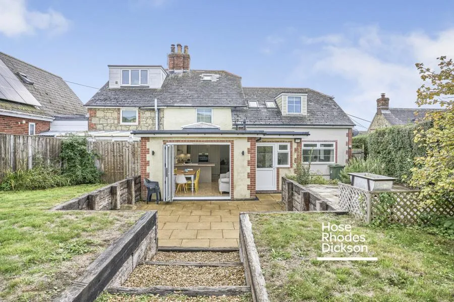 Newport Road, Niton, PO38, photo 4
