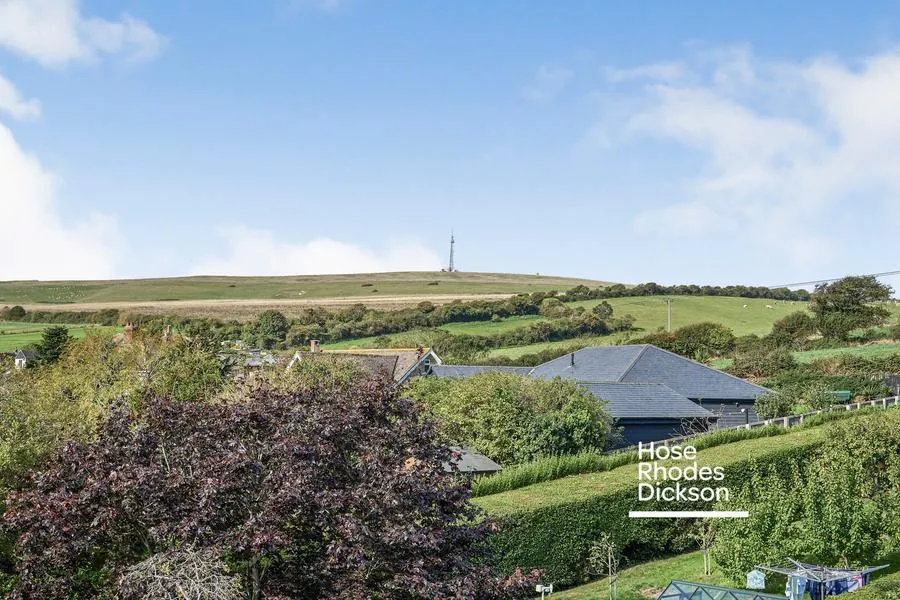 Newport Road, Niton, PO38, photo 54
