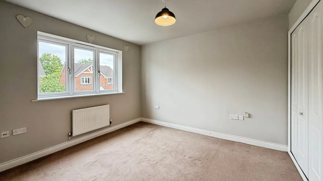 Fell Road, Westbury, photo 9