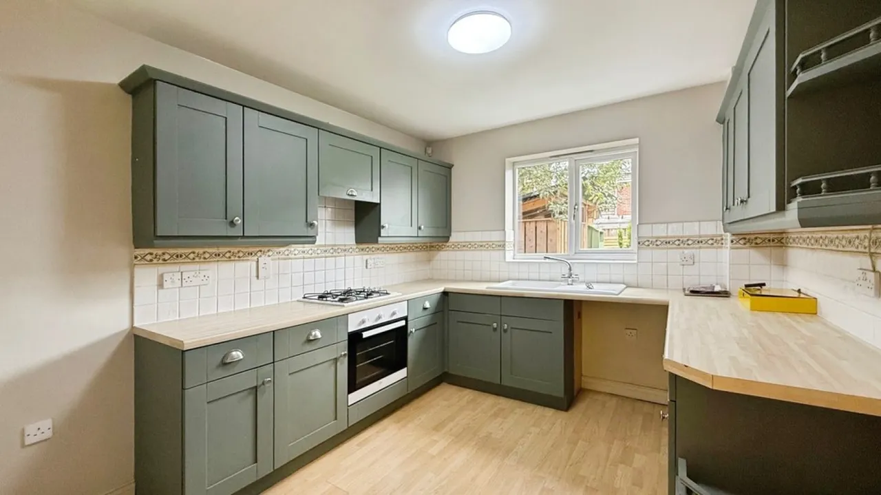 Fell Road, Westbury, photo 4