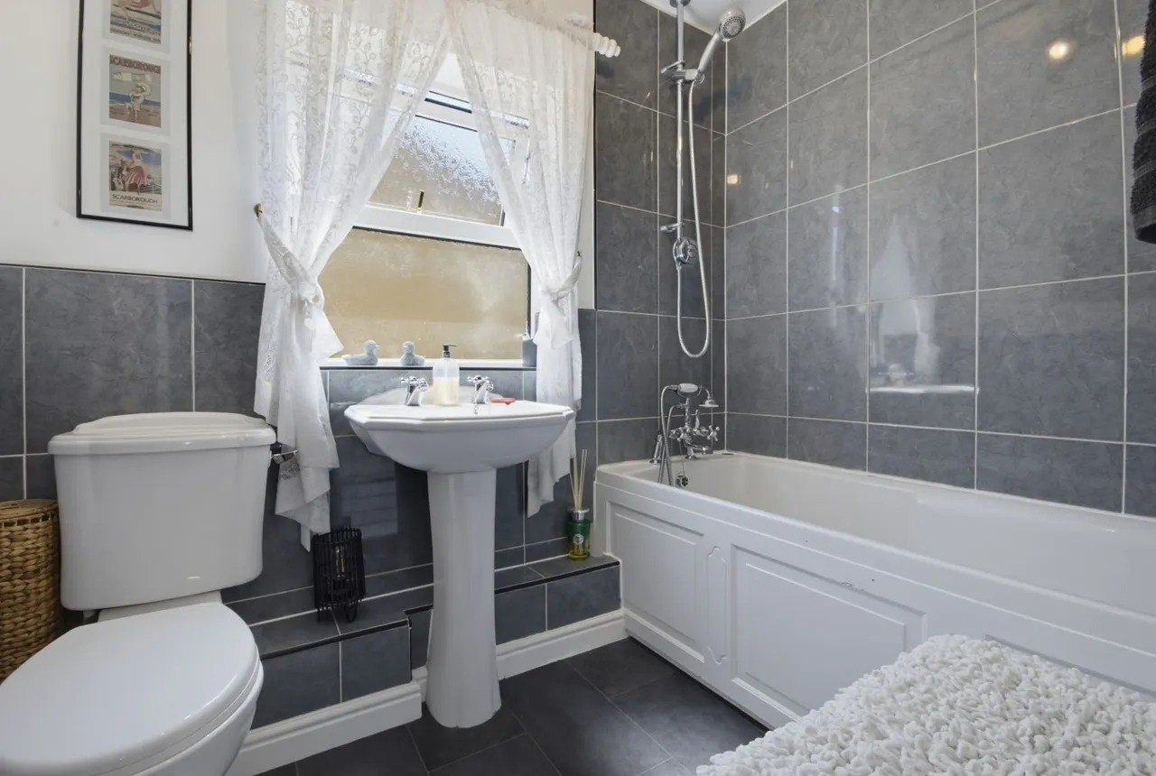 Stephenson Drive, Leeds, LS12, photo 30
