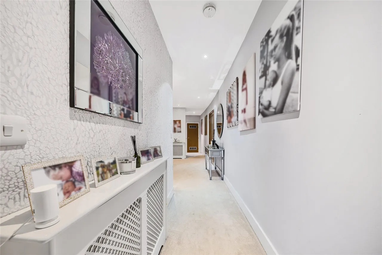Westerham Road, Keston, BR2, photo 2