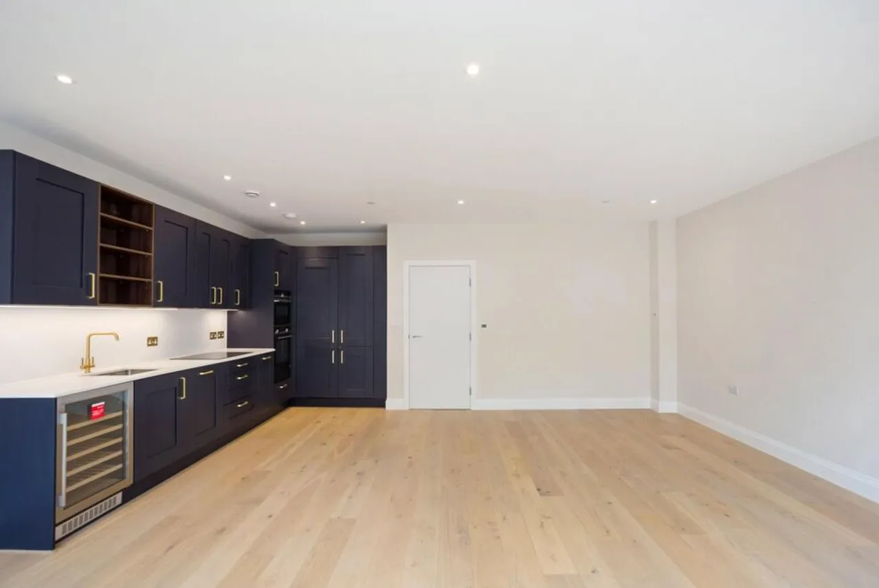 Wimpole Mews, Mill Hill East, NW7, photo 5