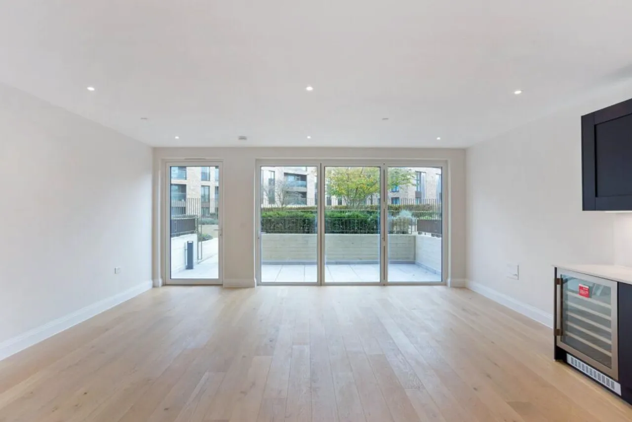 Wimpole Mews, Mill Hill East, NW7, photo 3