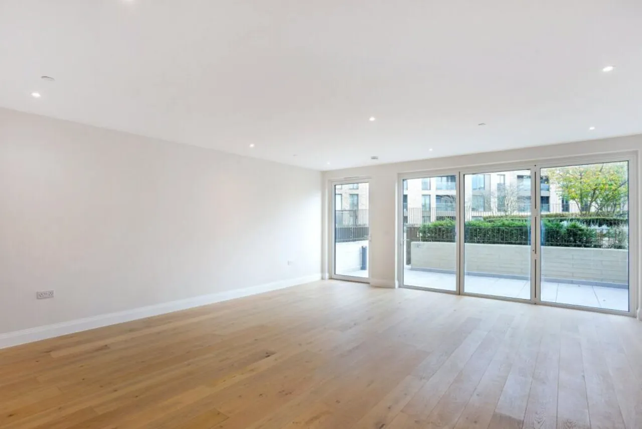 Wimpole Mews, Mill Hill East, NW7, photo 6