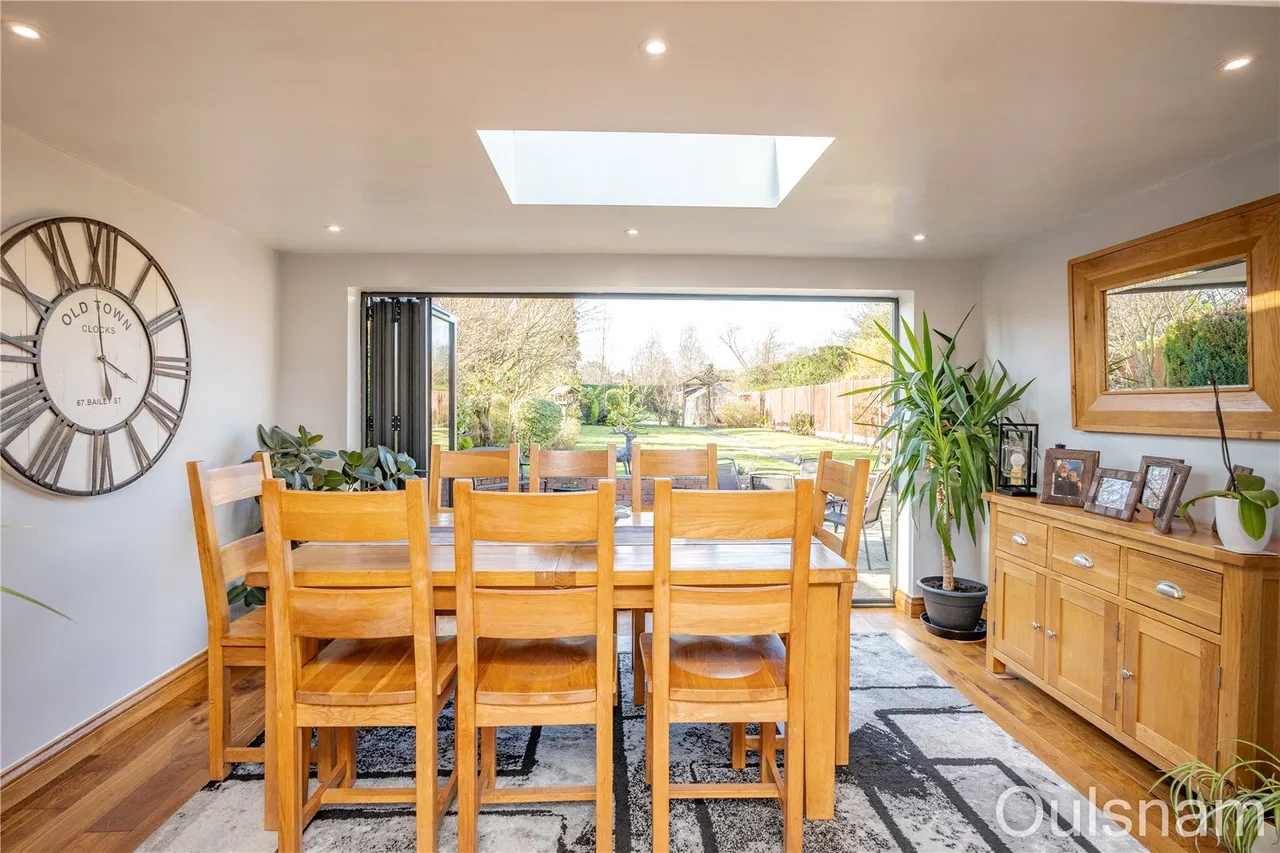 Finstall Road, Finstall, Bromsgrove, Worcestershire, B60 3DE, photo 5