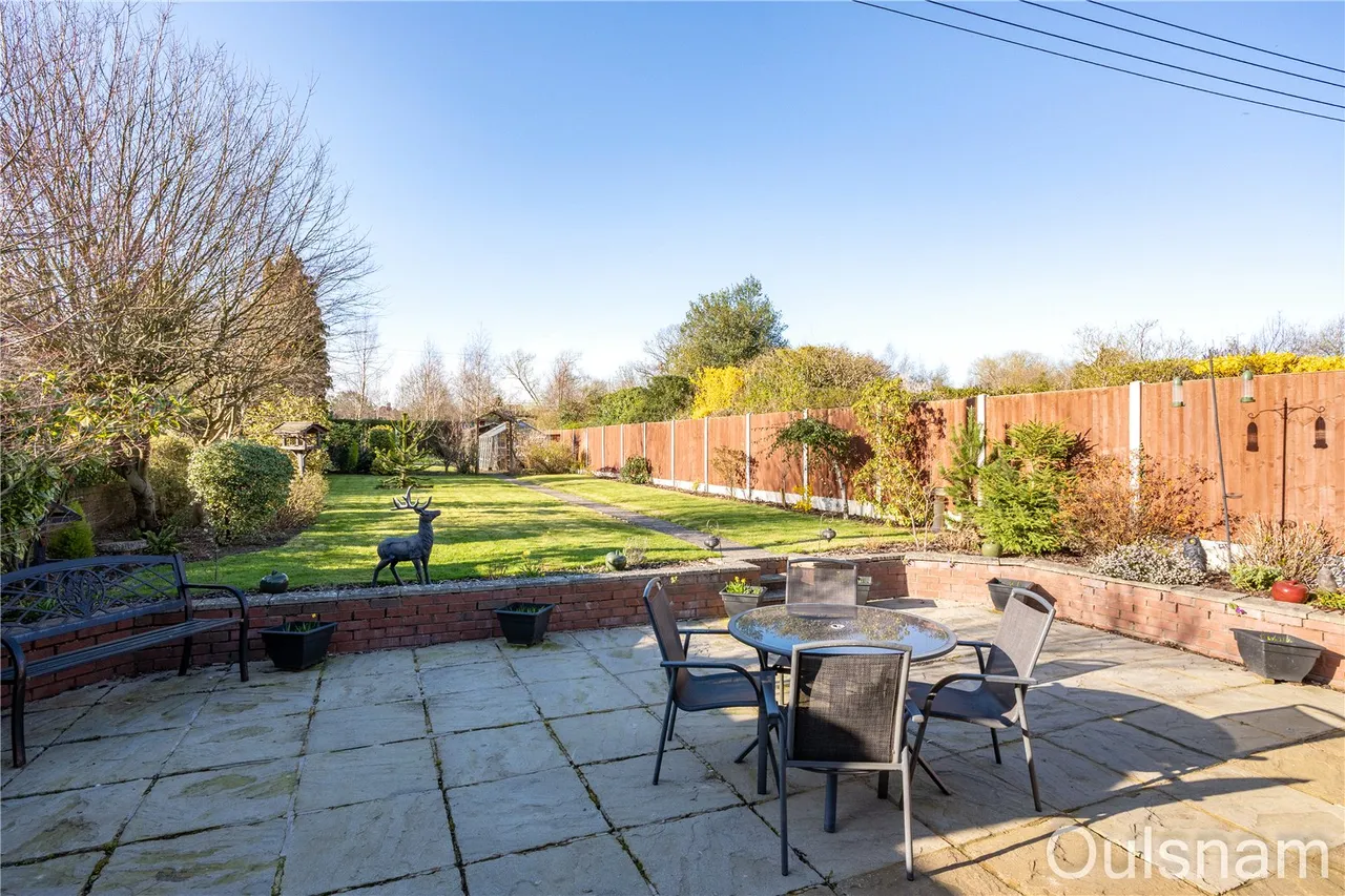 Finstall Road, Finstall, Bromsgrove, Worcestershire, B60 3DE, photo 23