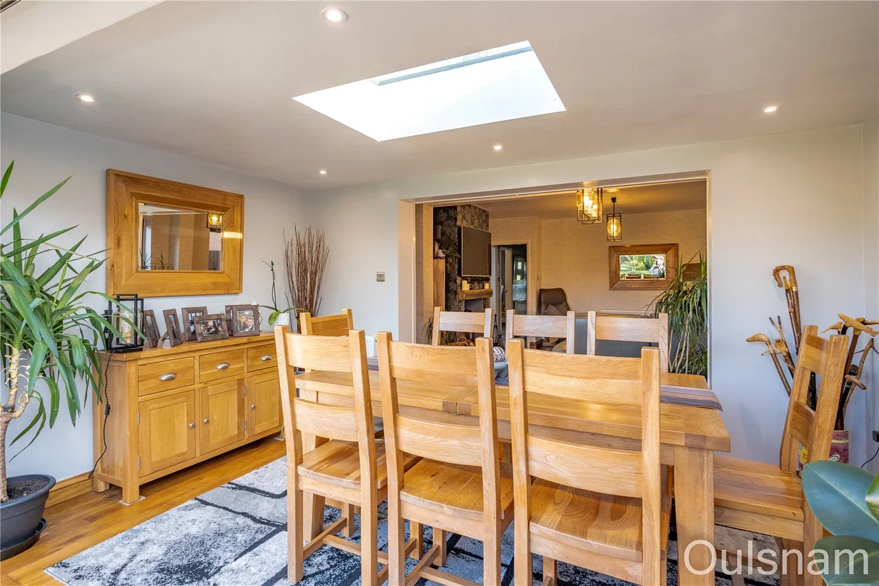 Finstall Road, Finstall, Bromsgrove, Worcestershire, B60 3DE, photo 4